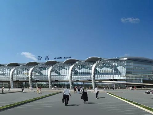 Болат жақтауы бар әуежай терминалы