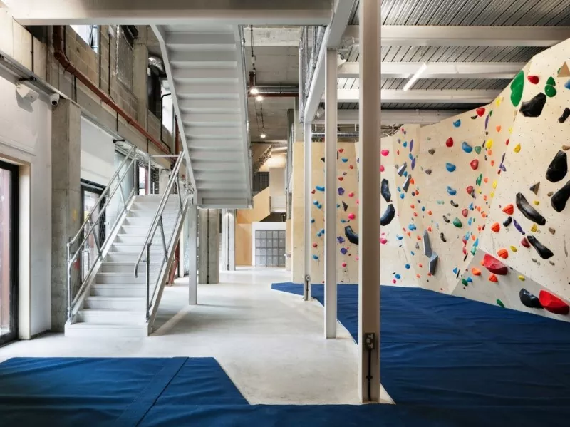 Steel Structured Indoor Climbing Gym